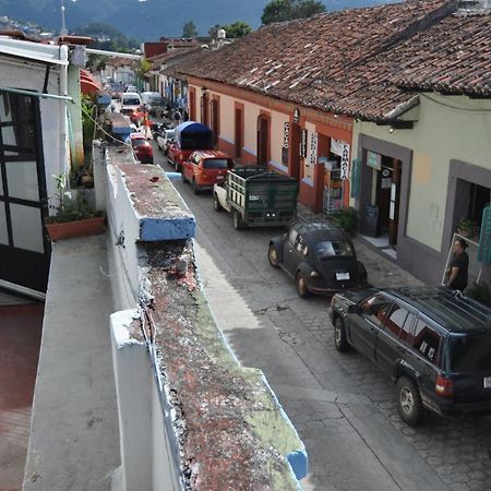 Hotel Dugelay San Cristobal de las Casas Bagian luar foto